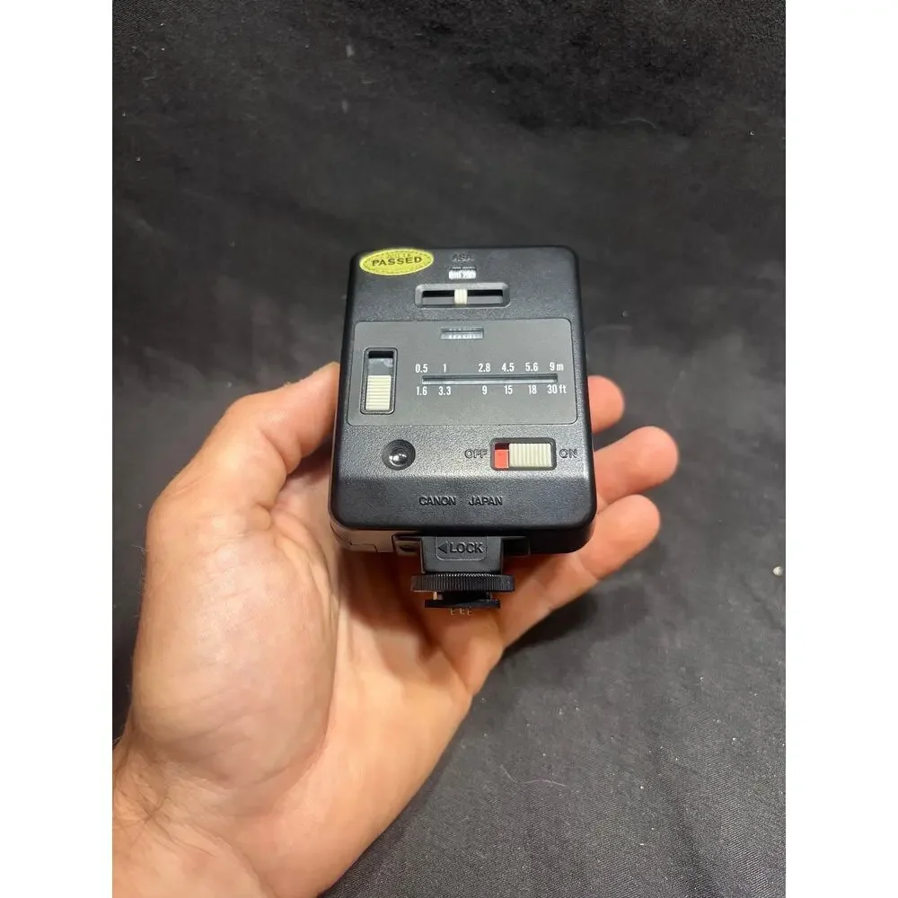 Canon Speedlite 188A Electronic Flash Unit w/ Case for AE-1 AE-1P A-1 Not Tested